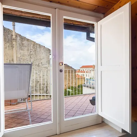 Marinella Mia House Old Town Apartment